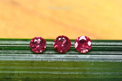 Natural red spinel 0.07 carat