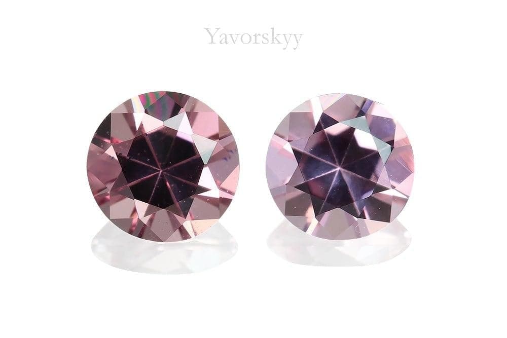 A pair of pink spinel round 0.42 carat front view photo