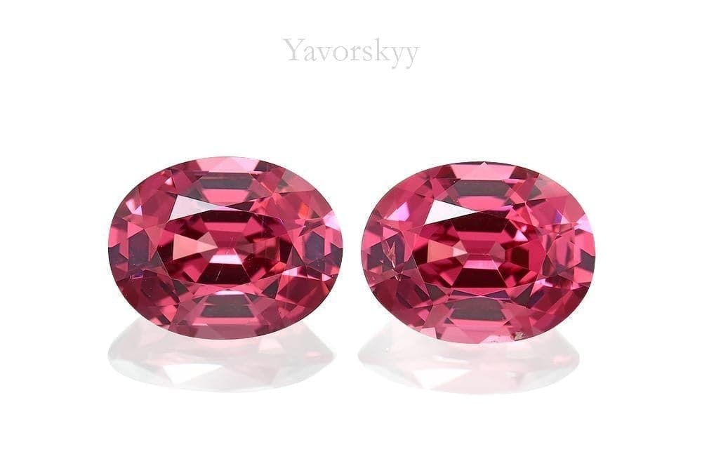 Front view picture of oval pink spinel 1.57 cts match pair