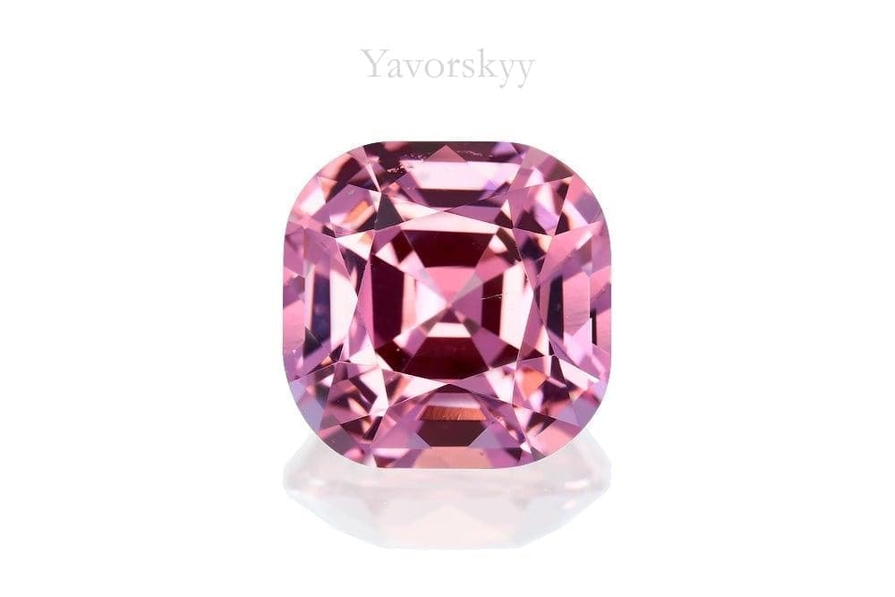 Pink spinel 1.82 cts top view photo