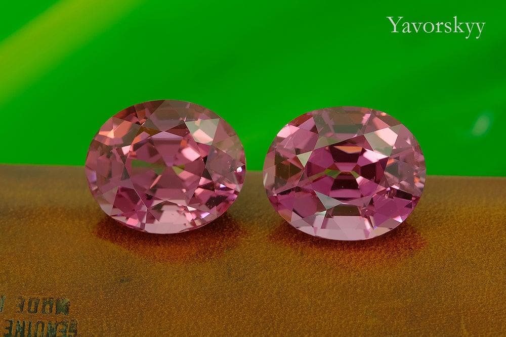 Pink Spinel 20.33 cts / 2 pcs - Yavorskyy