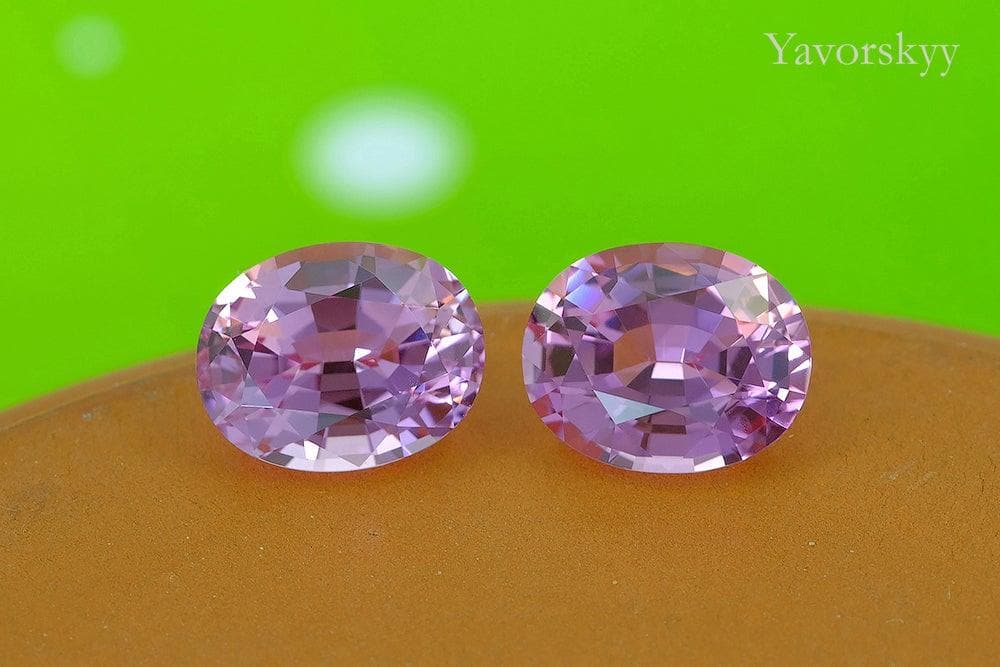 Pink Spinel 5.57 cts / 2 pcs - Yavorskyy