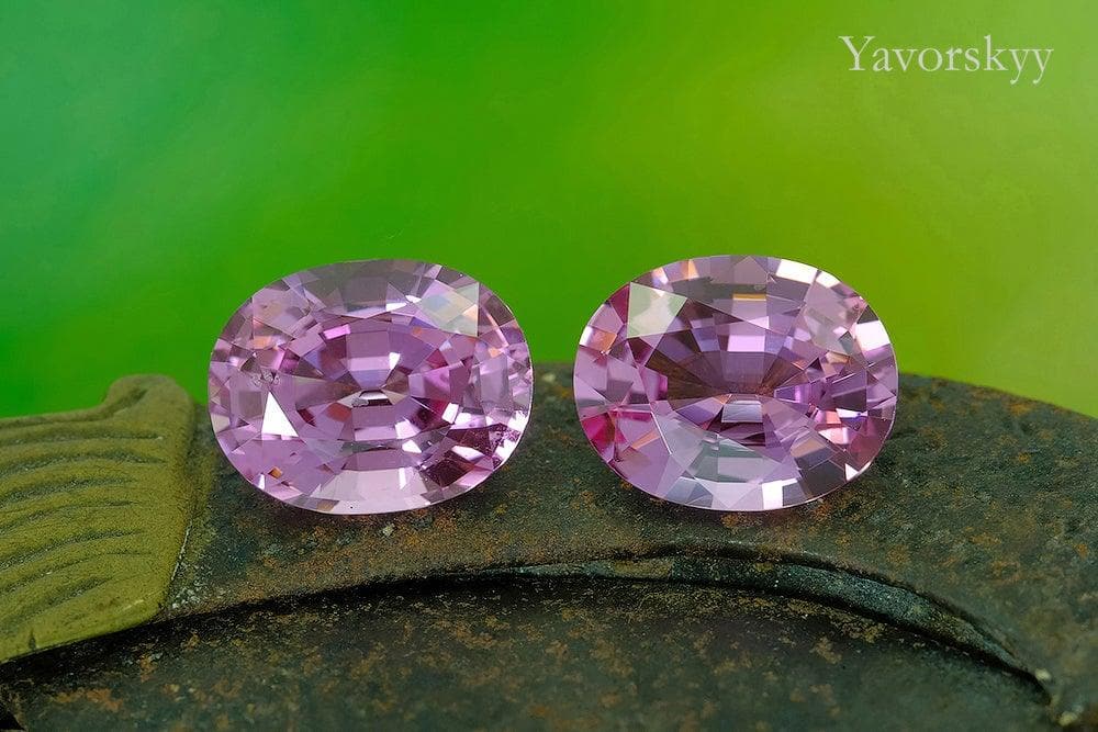 A match pair of pink spinel oval 7.64 cts back side photo