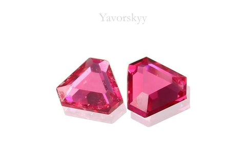 Pinkish-red spinel gem