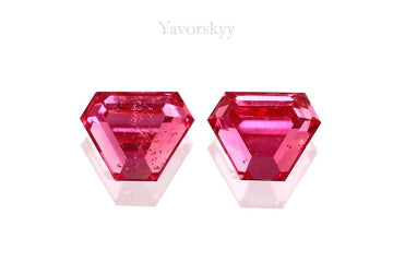 Pinkish-Red Spinel 0.29 ct / 2 pcs