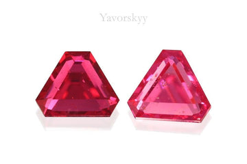 Pinkish-Red Spinel 0.35 ct / 2 pcs