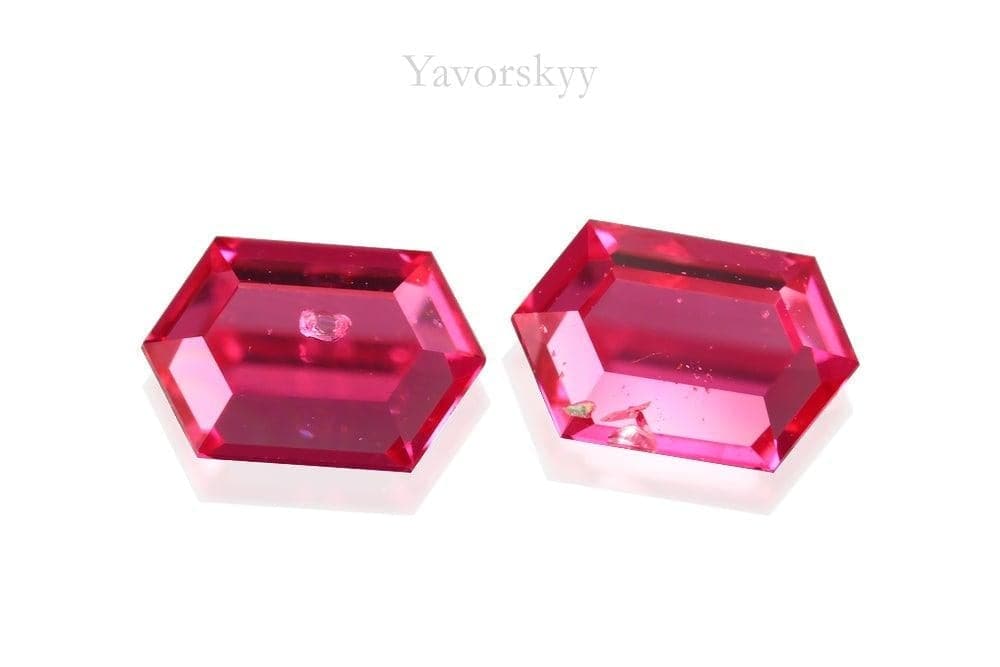 Photo of bottom view of pinkish-red spinel 0.36 ct matched pair