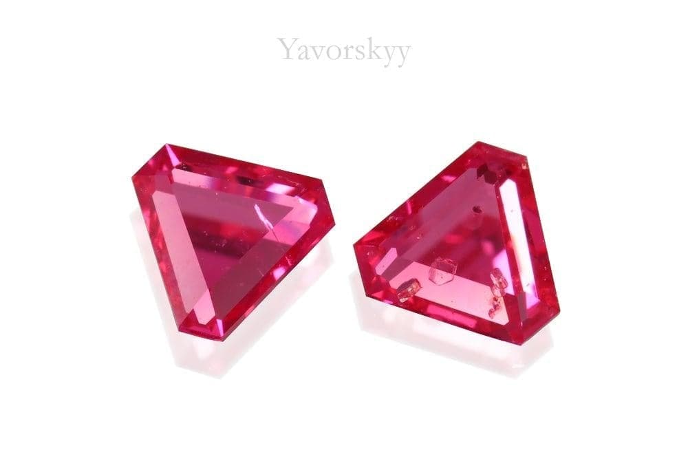 Photo of bottom view of pinkish-red spinel 0.36 ct matched pair