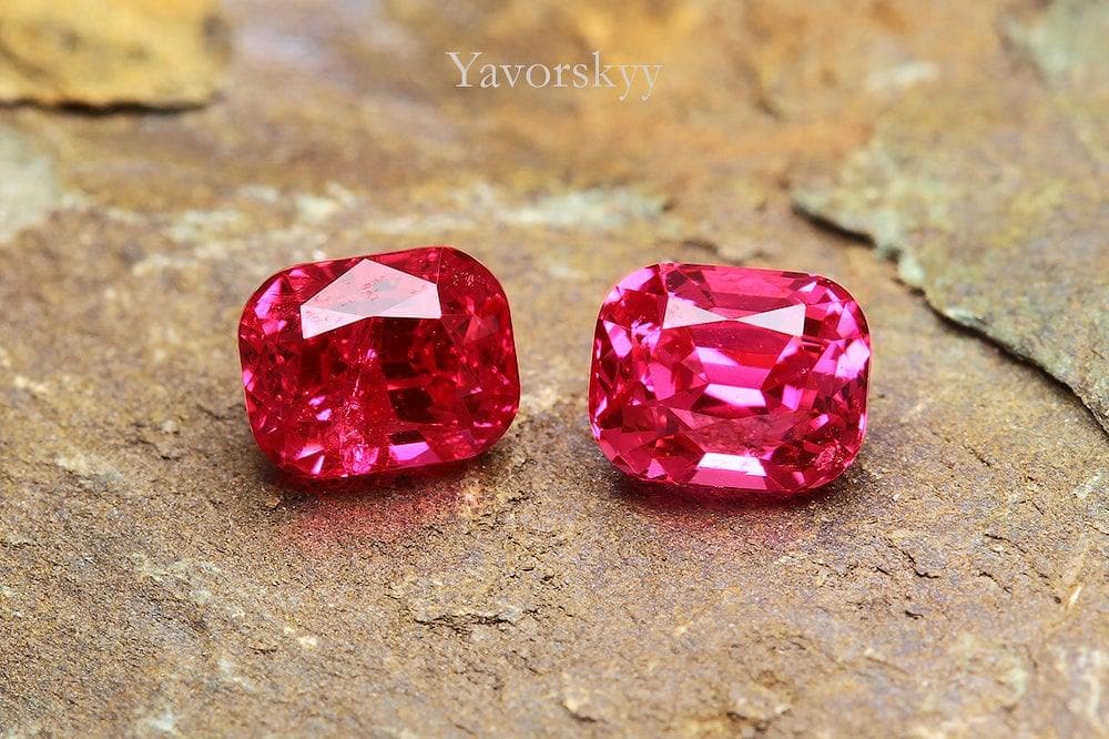 Pinkish-Red Spinel 0.53 ct / 2 pcs - Yavorskyy