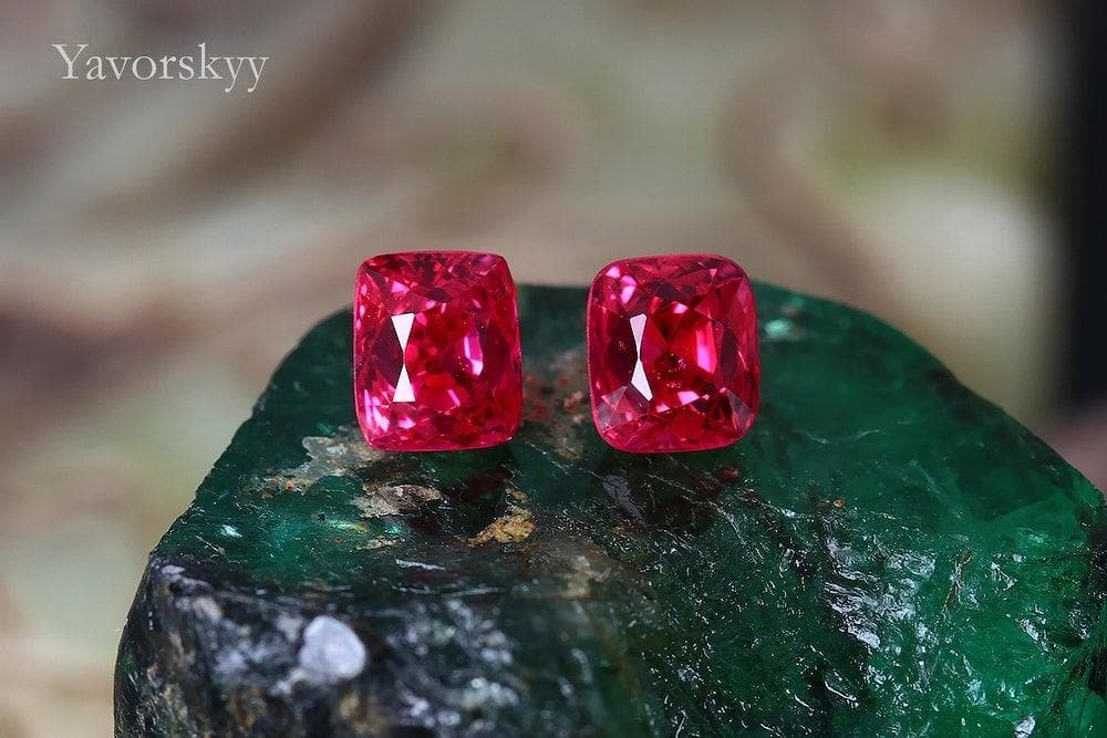 Picture of top view of red spinel 1 ct match pair