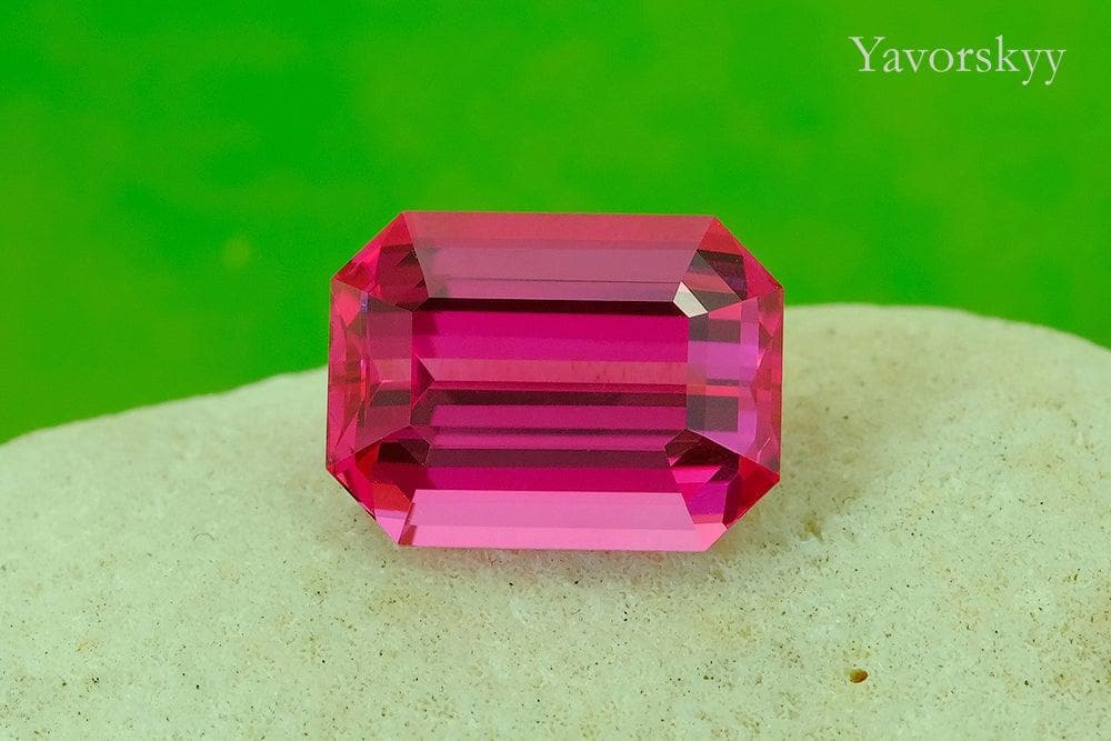 Pinkish-Red Spinel Tanzania 5.01 cts - Yavorskyy