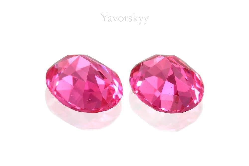 A match pair of red spinel oval 0.42 ct back side picture