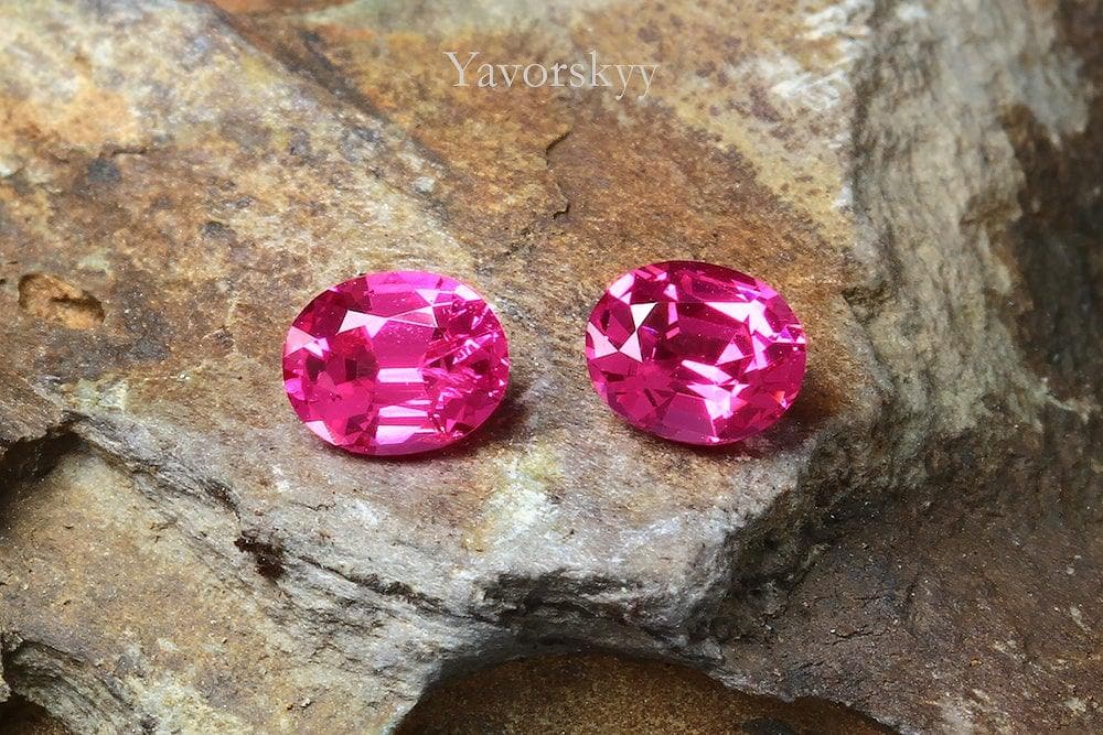 Red Spinel 0.42 ct / 2 pcs - Yavorskyy