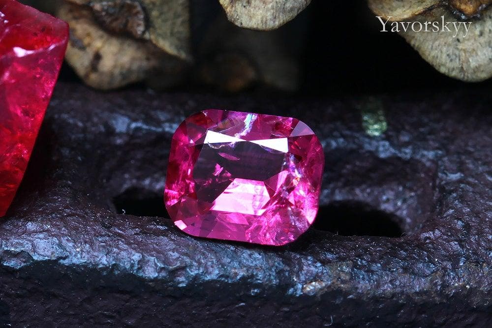 Red Spinel  0.67 ct - Yavorskyy