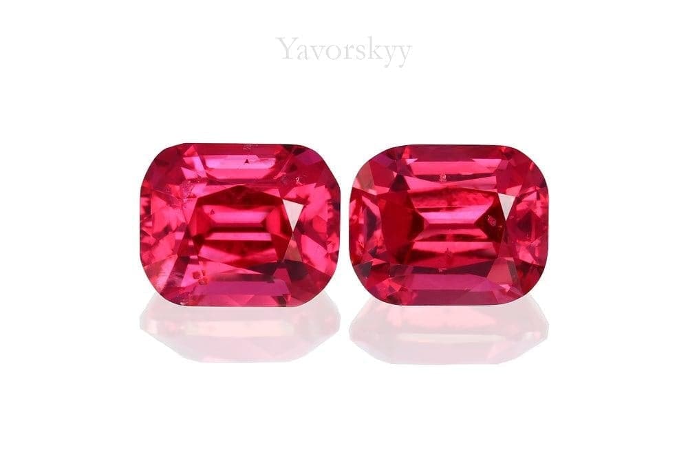 Photo of top view of red spinel 1.04 ct match pair