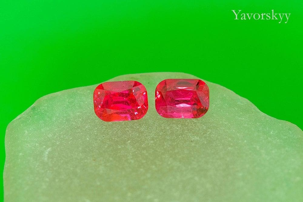 Front view image of matched pair red spinel 1.05 ct