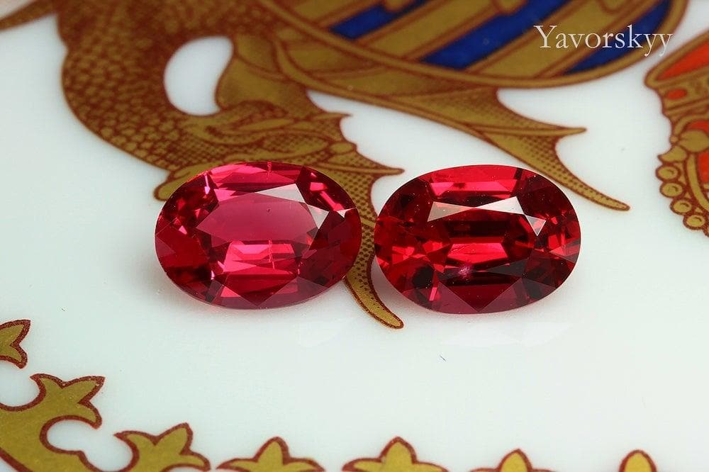 Pair of red spinel oval 1.41 cts front view image