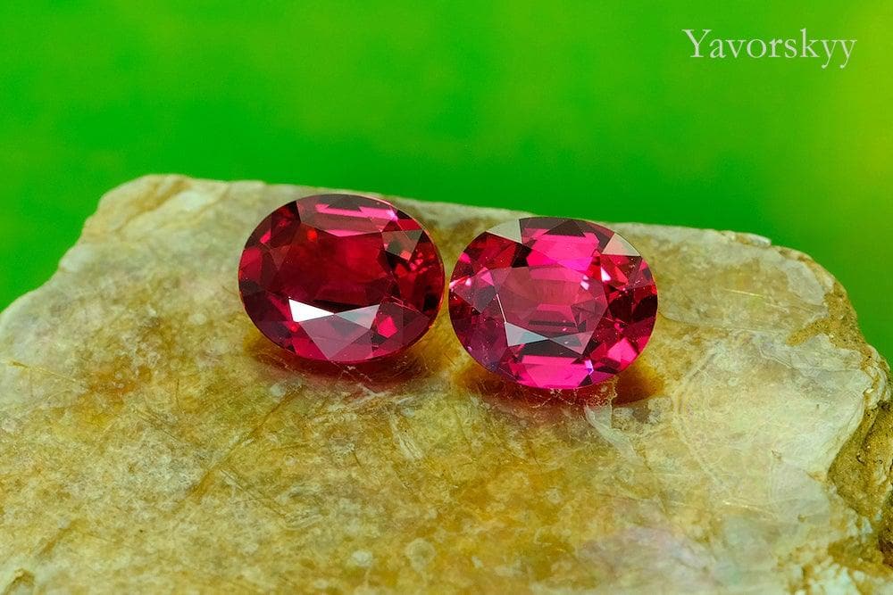Red Spinel 1.43 ct / 2 pcs - Yavorskyy