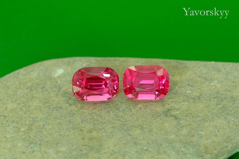 A match pair of red spinel cushion 1.7 carats front view picture