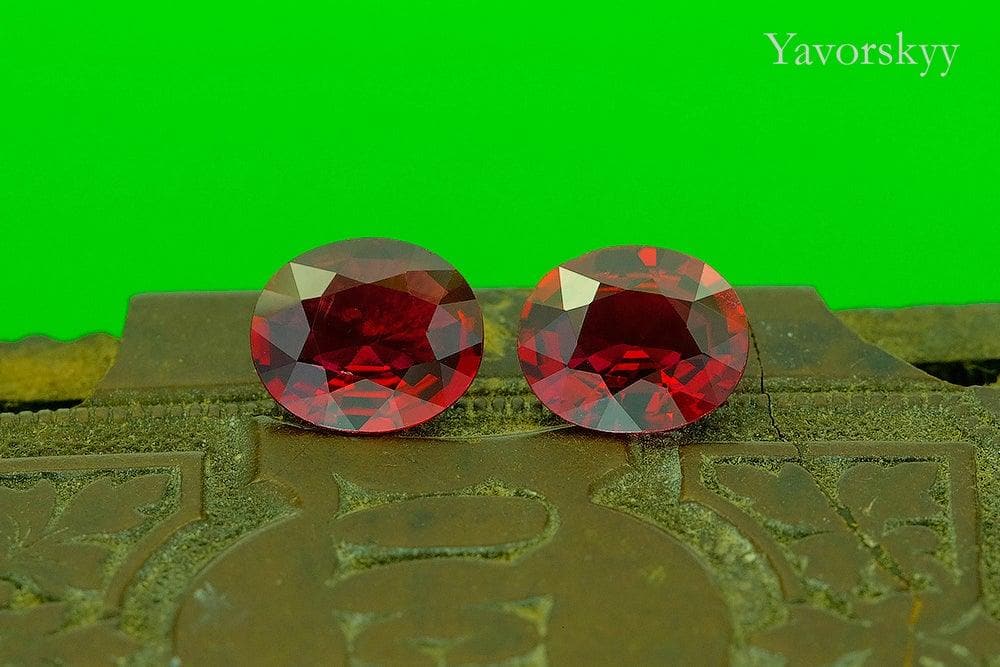 Red Spinel 2.21 cts / 2 pcs - Yavorskyy