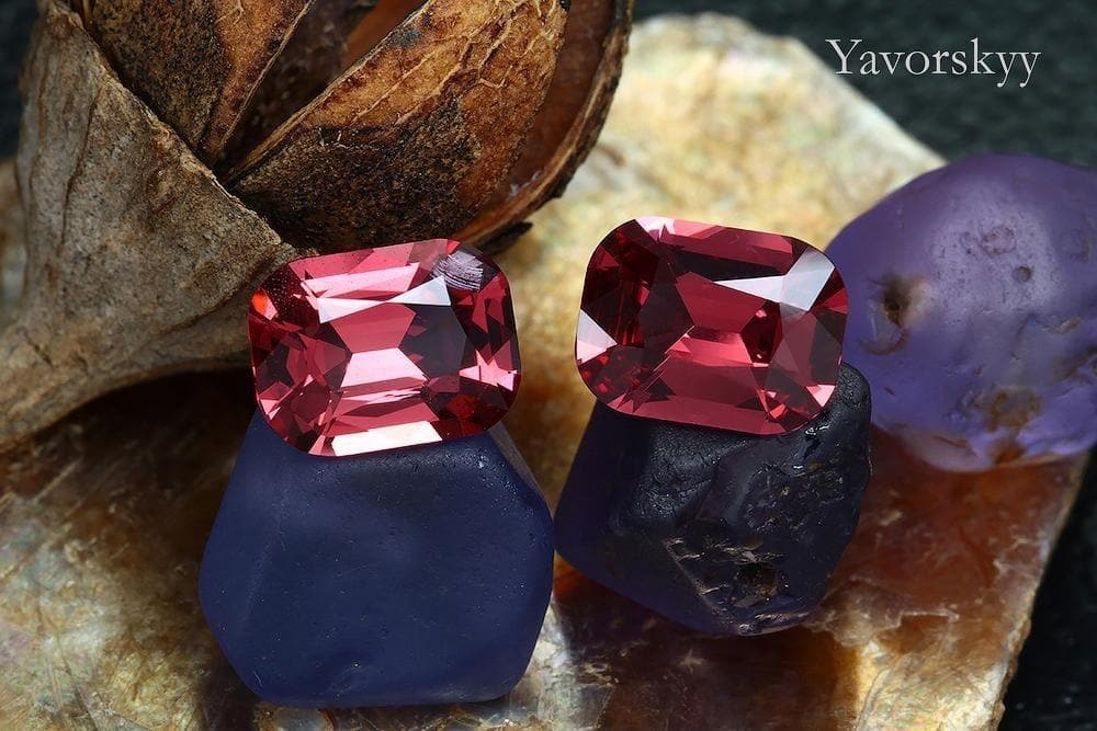 Cushion shape red spinel 2.7 cts top view picture