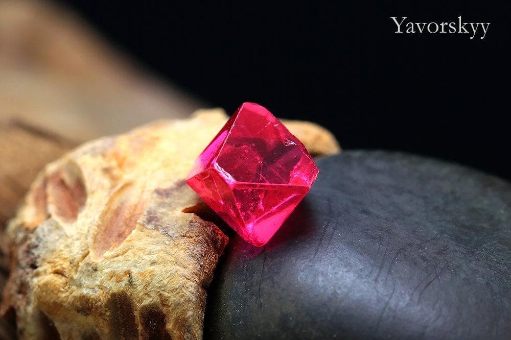 Red Spinel Crystal Burma Mansin 1.18 ct - Yavorskyy