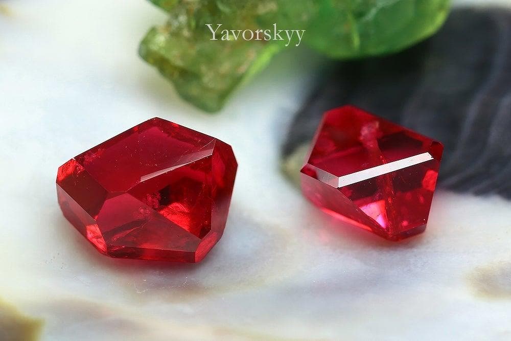 Top of red spinel angel cut 3.38 cts front view image