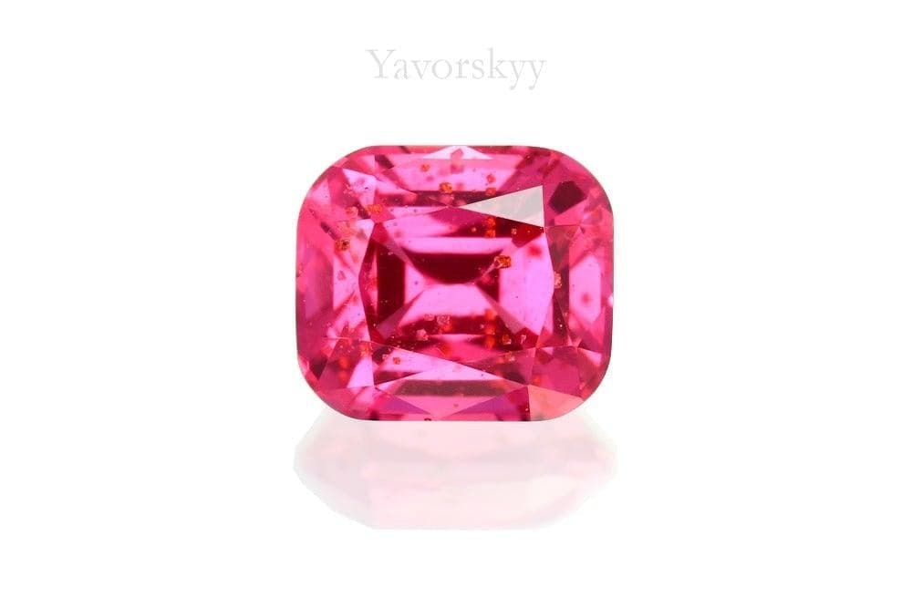 0.32 ct cushion cut spinel front view photo