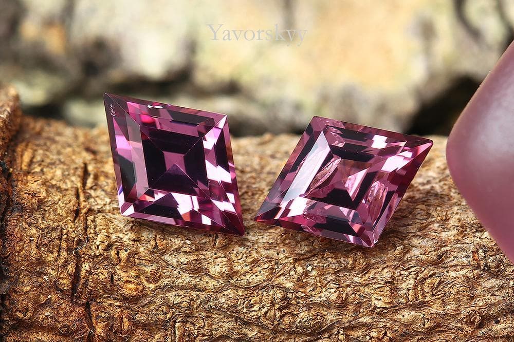 1.21 cts Rhodolite