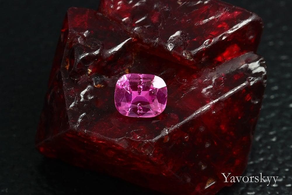 Cushion cut pink ruby 0.39 ct top view picture