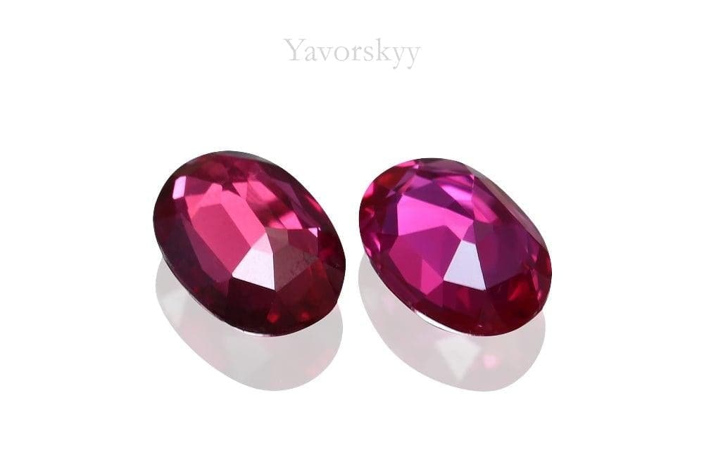 Match pair of ruby oval 0.4 ct back side picture