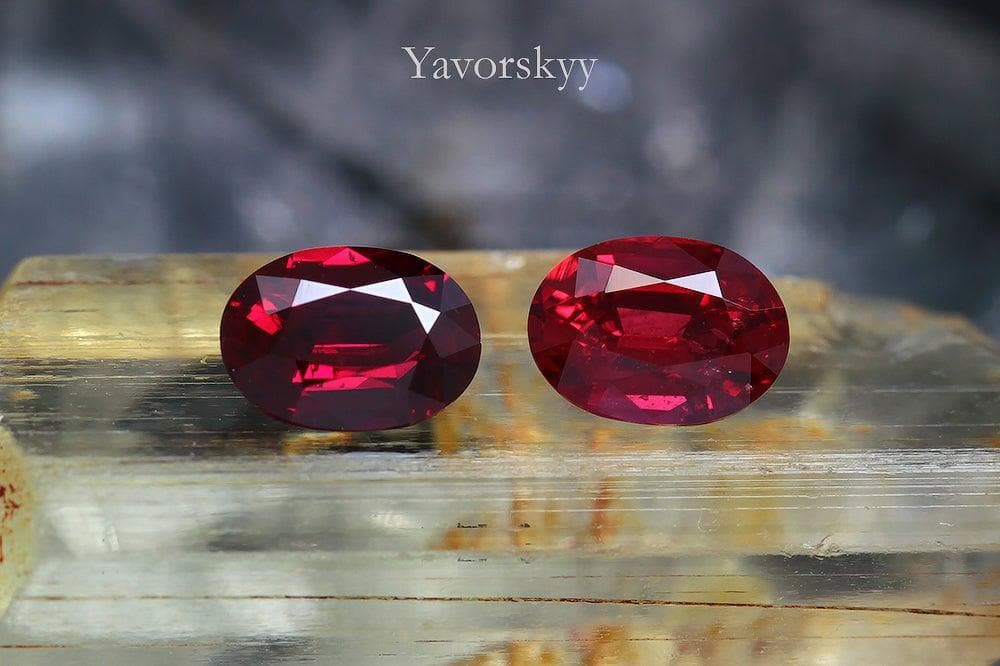 A matched pair of rubies  0.74 ct front view picture