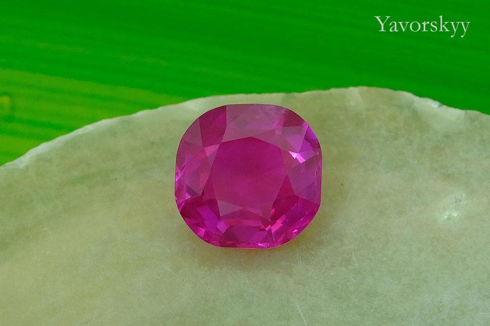 Cushion ruby 3.3 carats front view image