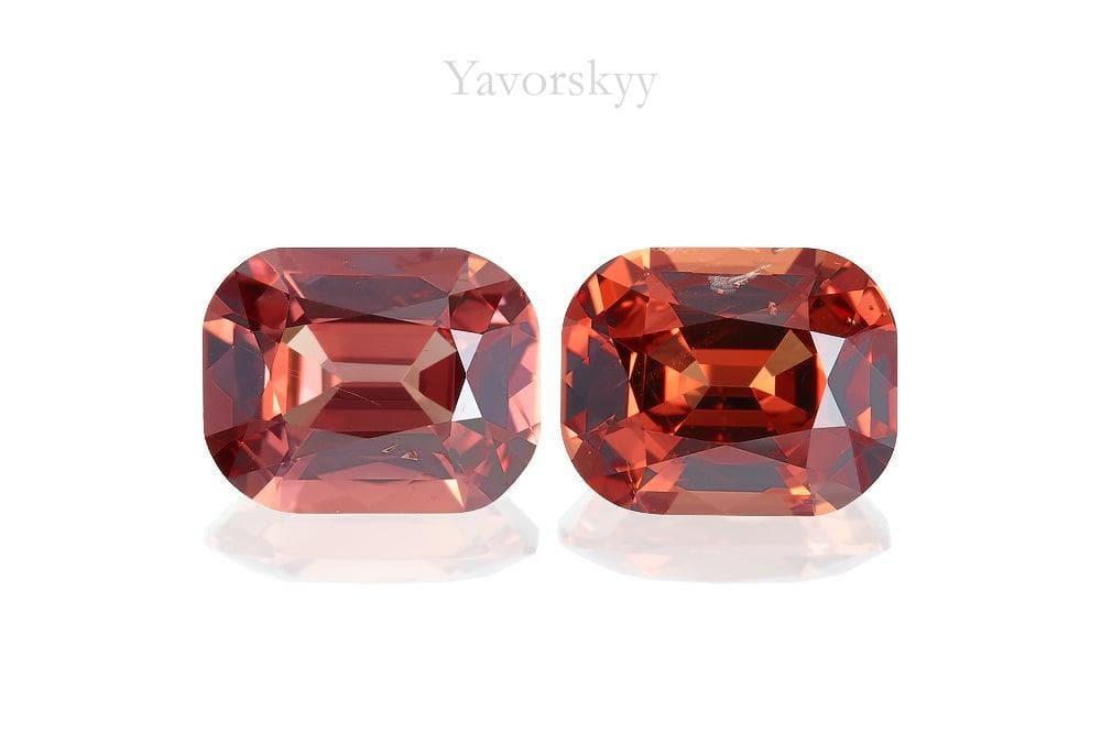 Picture of top view of orange spinel 2.8 cts pair