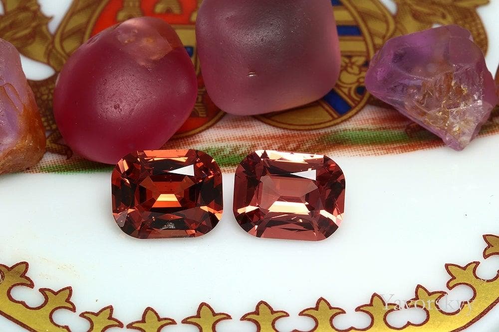 Matched pair orange spinel cushion 2.8 cts front view picture