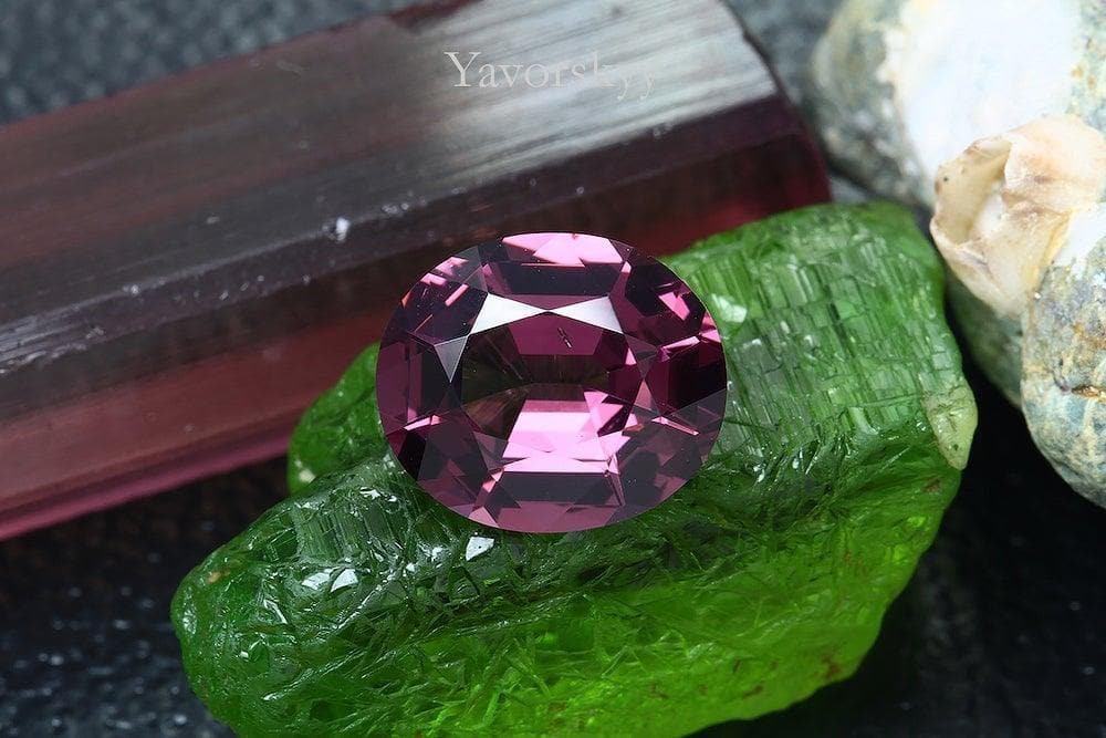 Oval shape pink spinel 2.91 carats image