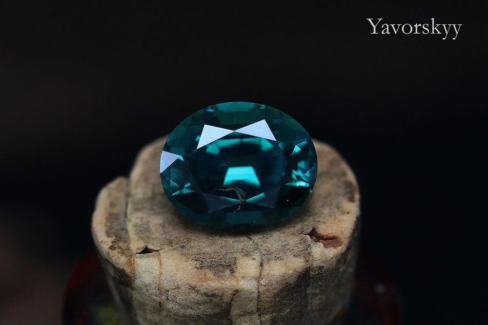 Oval tourmaline 0.87 ct front view picture