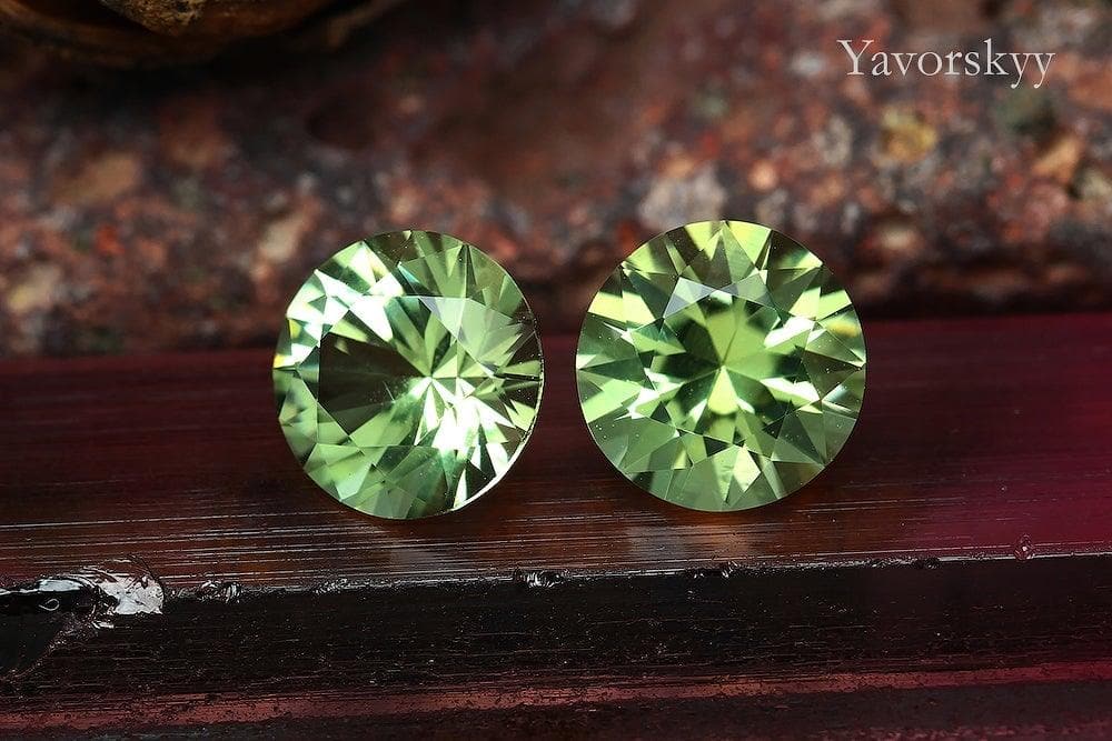 Top view photo of round green tourmaline 2.22 carats pair