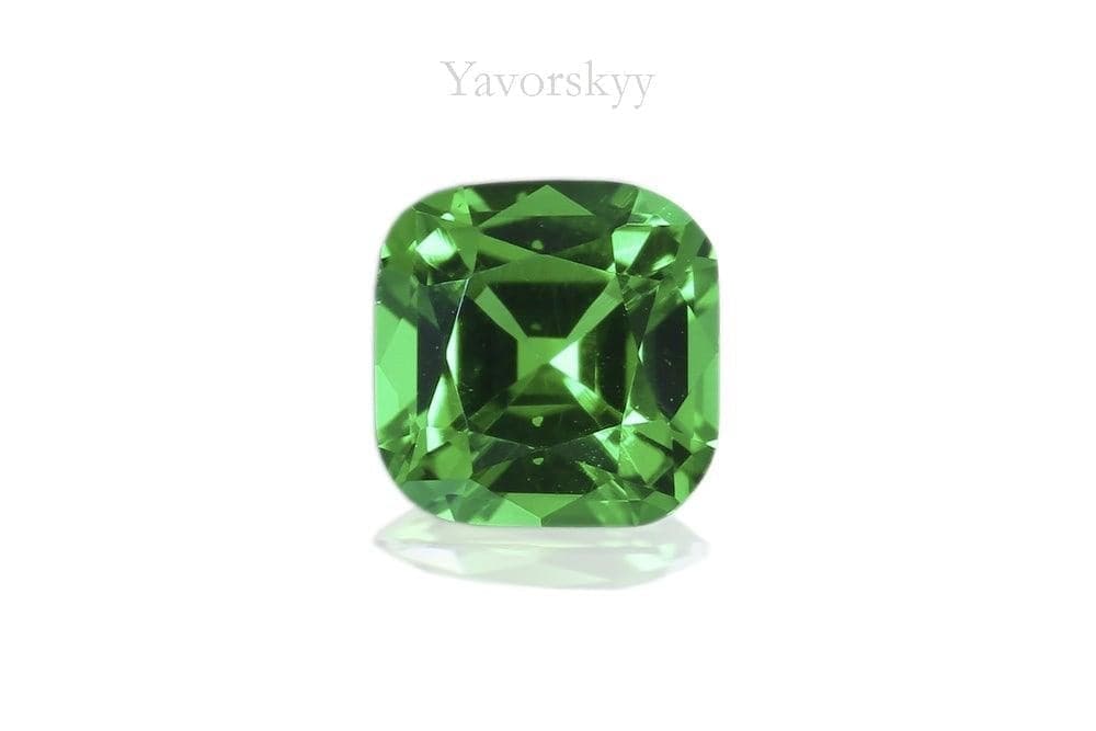 Front view picture of 0.13 ct tsavorite 