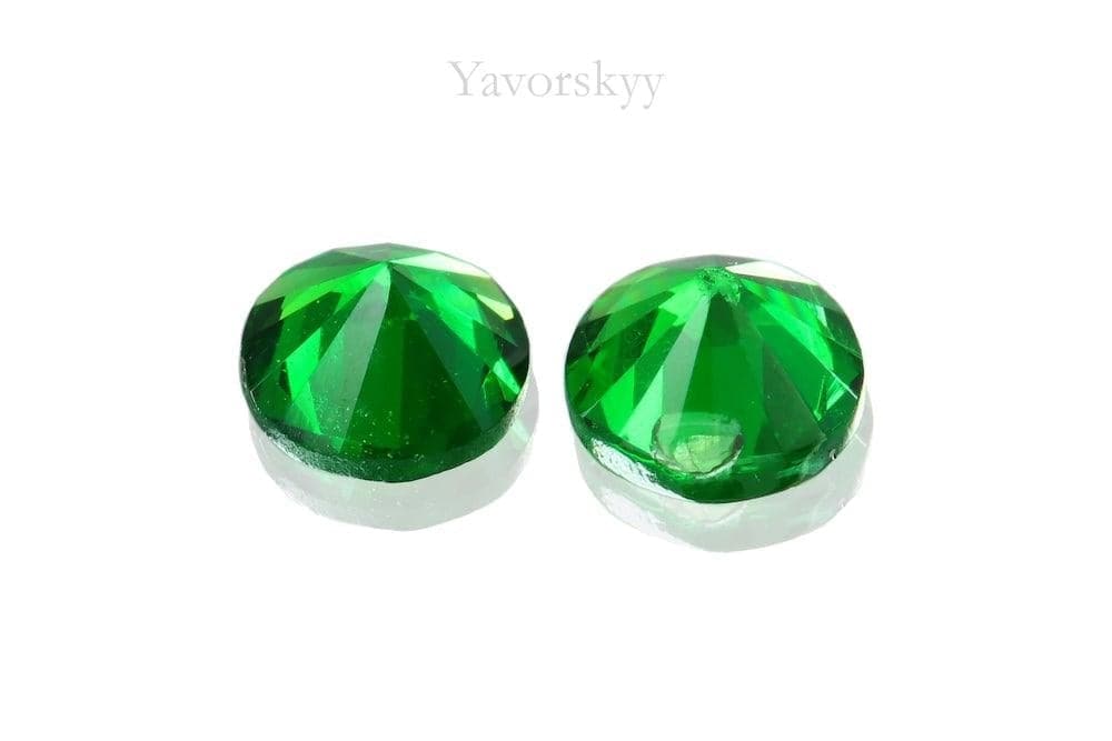 Photo of bottom view of tsavorite 0.21 carat matched pair