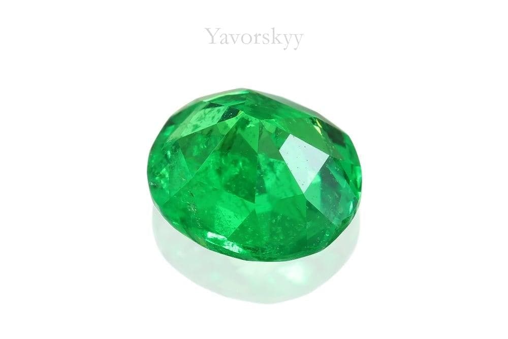 Back side picture of a beautiful tsavorite 0.91 ct