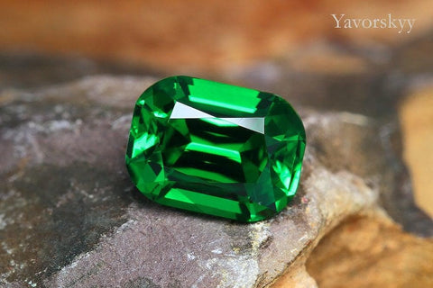 Tsavorite 1.38 cts - Yavorskyy