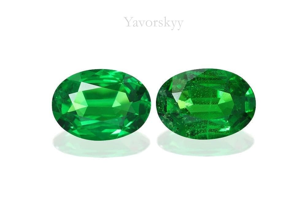 Front view image of oval tsavorite 1.95 cts match pair