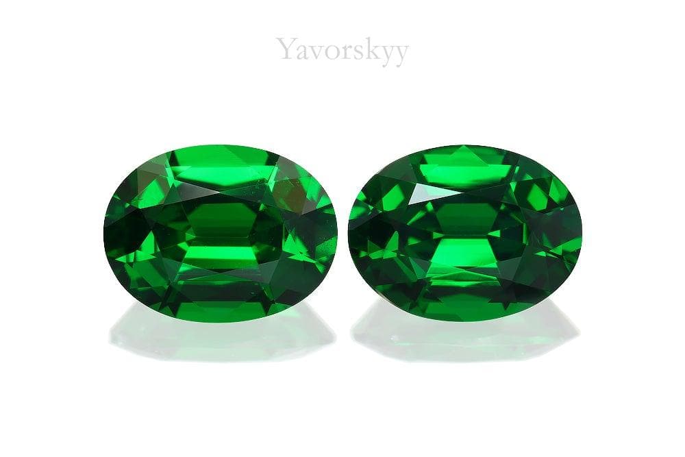Front view image of oval tsavorite 2 cts match pair