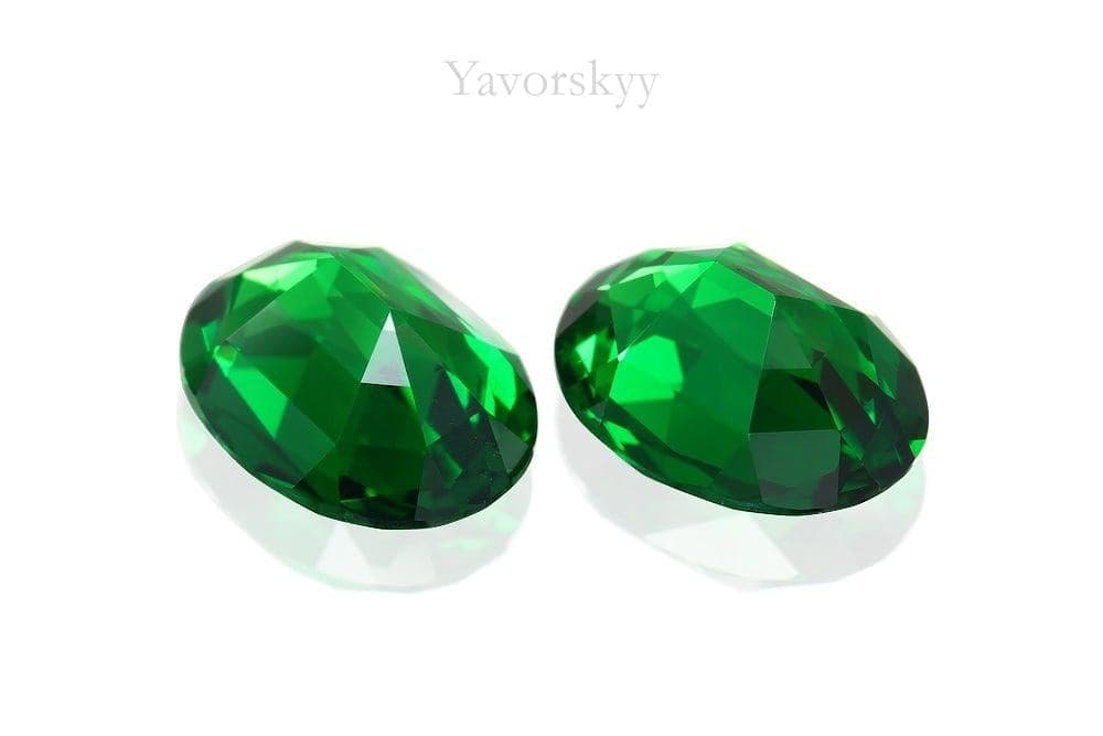 A pair of tsavorite oval 2 cts back side picture
