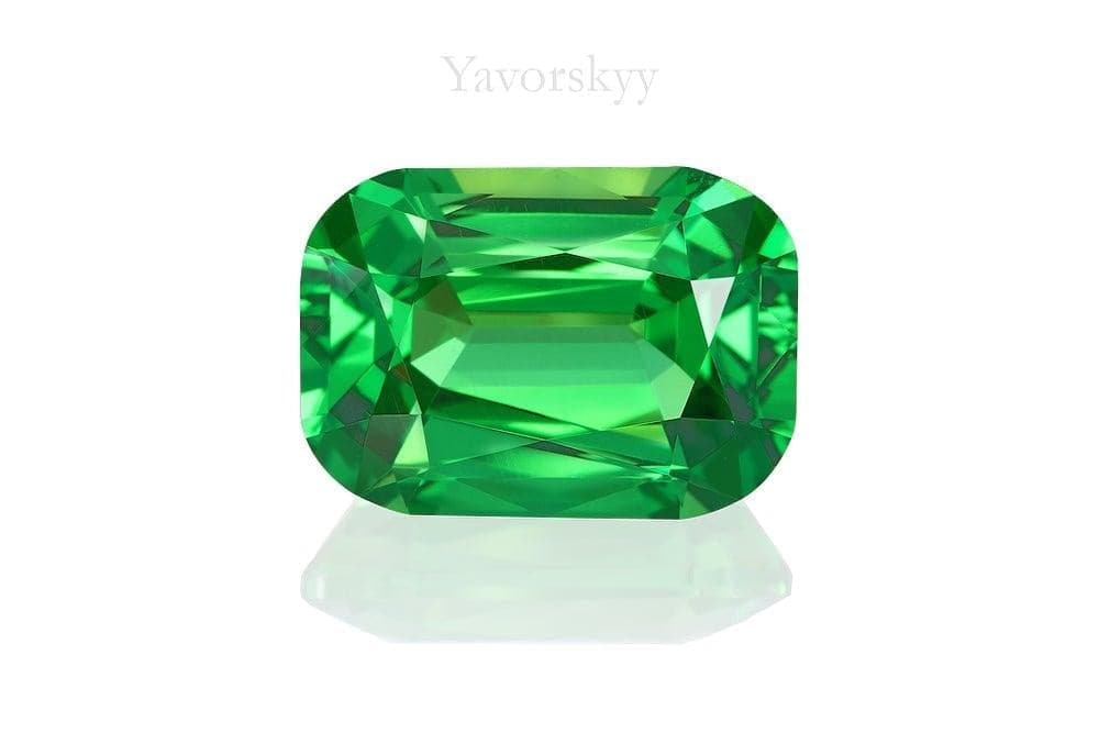 Cushion tsavorite 5.08 cts front view picture