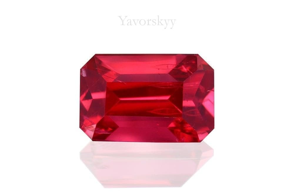 Octagonal red spinel