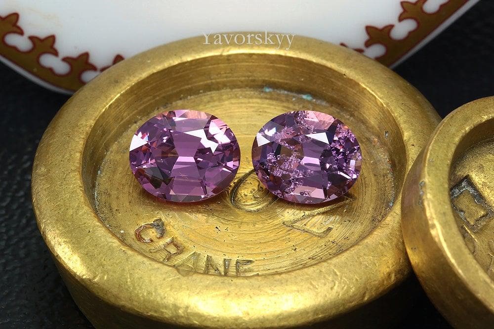 Match pair of violet spinel oval 4.75 carats front view photo
