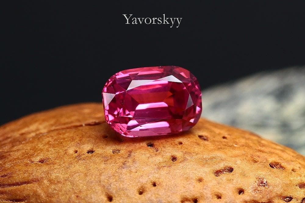 1.29 carats cushion shape spinel front view photo
