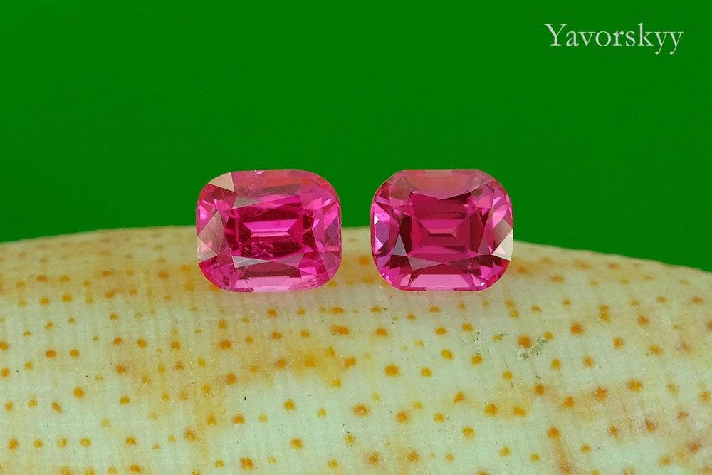 Vivid Pink Spinel 2.63 cts / 2 pcs - Yavorskyy